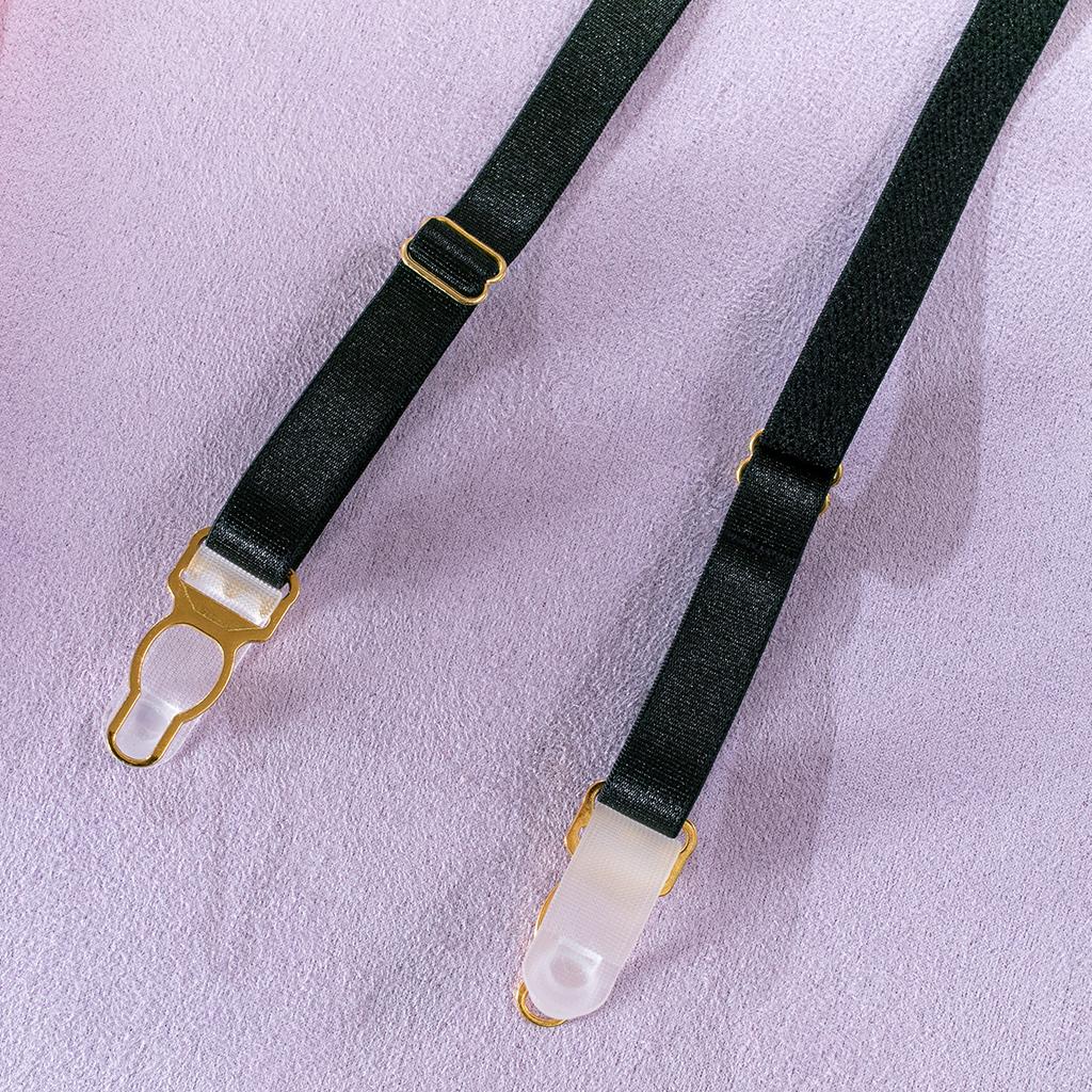 Сексуальное нижнее белье с леопардовым принтом и чулками контрастного цвета