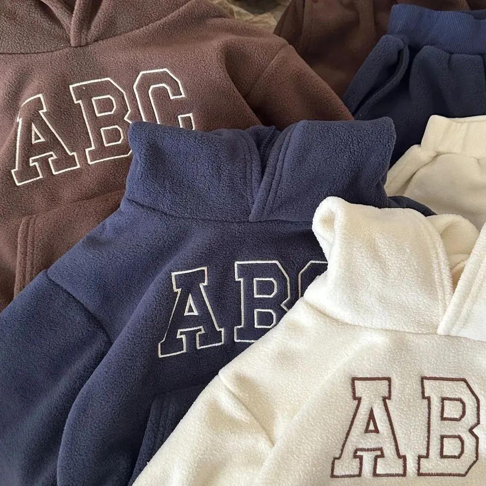 Детская спортивная одежда для улицы Худи из поларфлиса ABC Корейская детская одежда Мальчики и девочки Осенний повседневный костюм из брюк