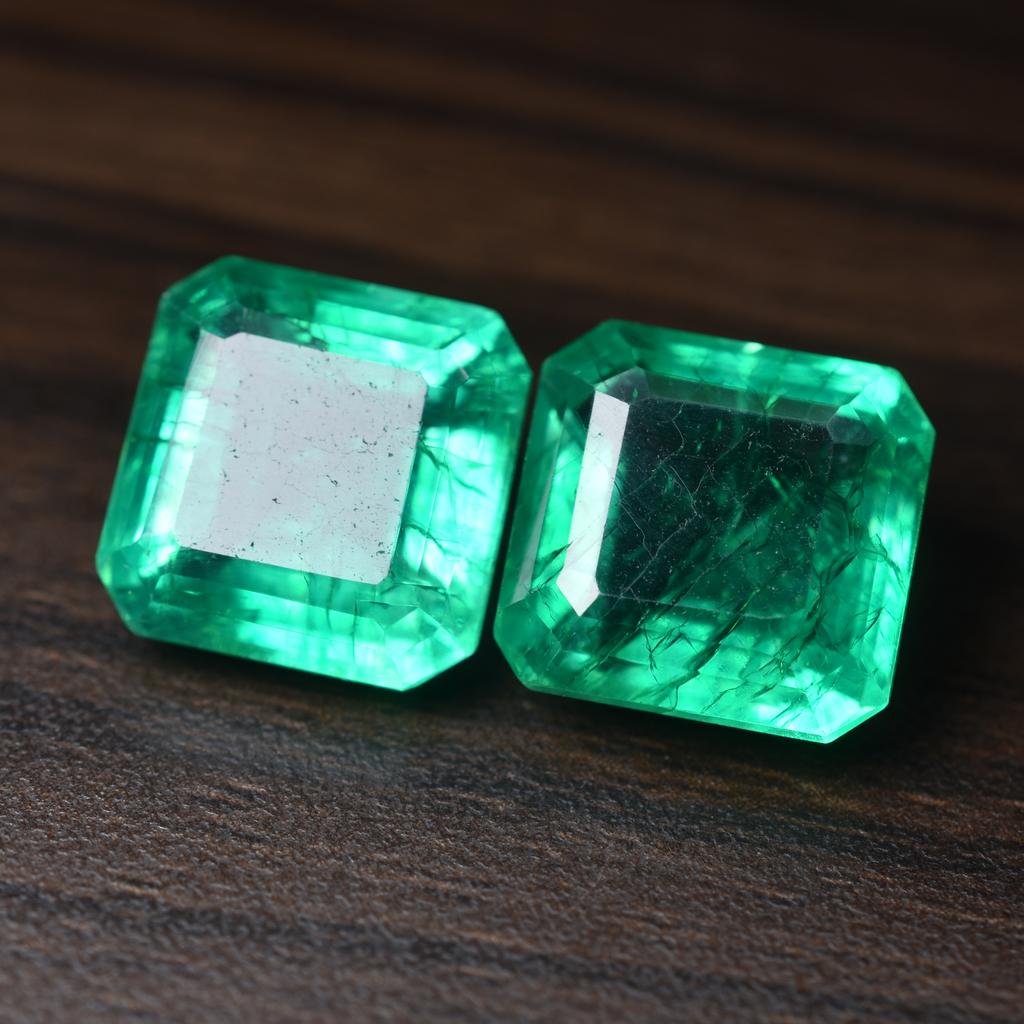 Emerald Cut Natural Emerald Green 19.67 Ct Loose Gemstone