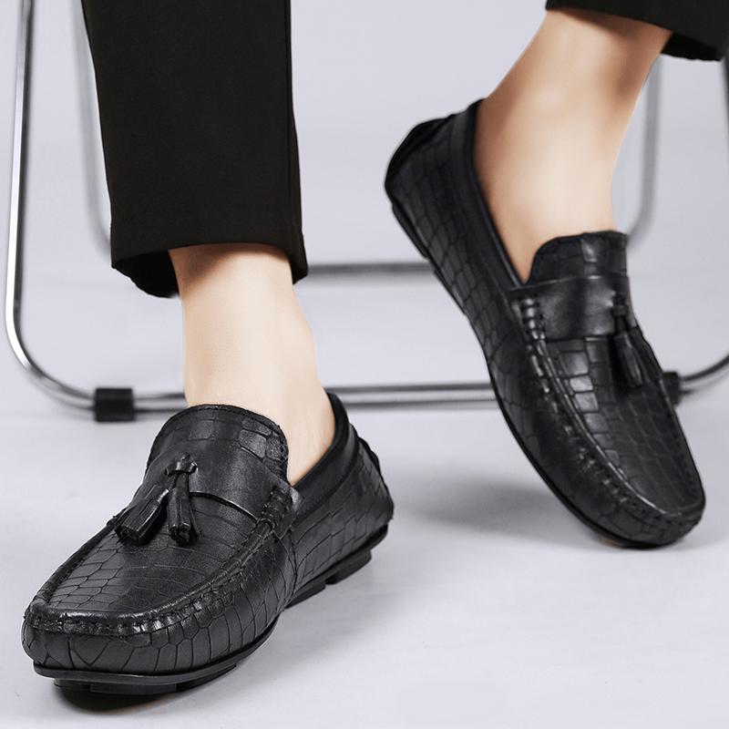 Мужские мокасины с крокодиловым узором, деловые мокасины из натуральной кожи, туфли-лодочки на плоской подошве с кисточками для прогулок