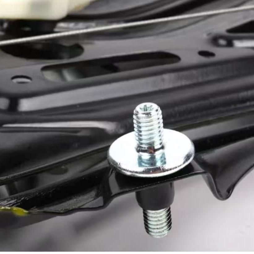 Самый продаваемый кронштейн стеклоподъемника для BMW 3 серии E46 Кабриолет (2000-2006)