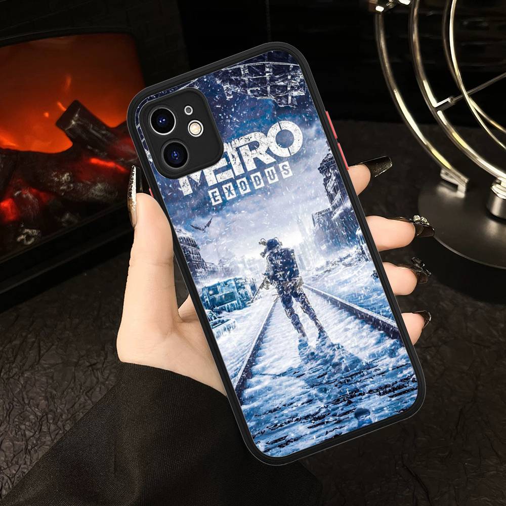 Постапокалиптическая игра Metro 2033 Чехол для телефона для iPhone 16 15 14 Plus 15 13 12 11 Pro Max X XS MAX Матовый чехол