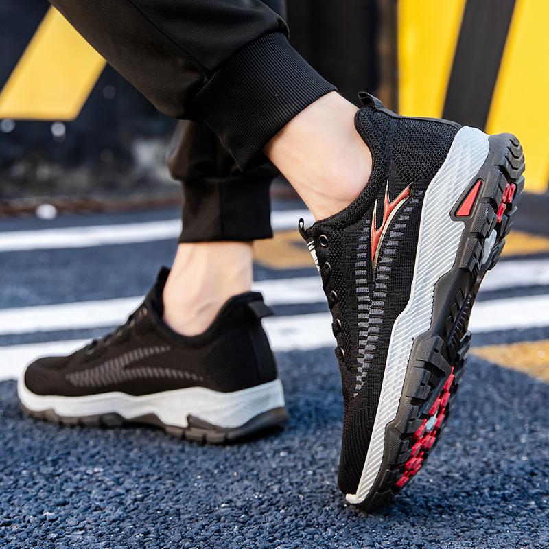 Spring and Summer New Fly-woven Breathable Sports Travel Shoes Low-top Mountaineering Men's Shoes Casual Versatile Shoes