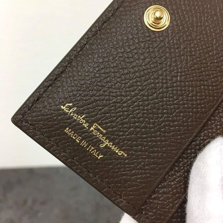 Used Unused Ferragamo 22D780 Gancini Bi-fold Wallet 260