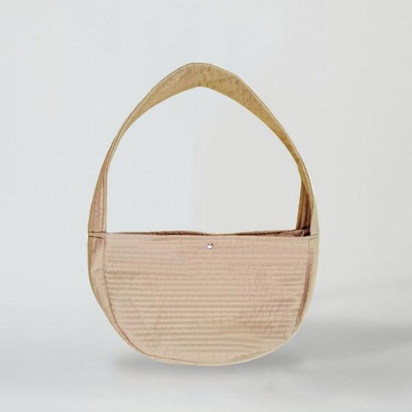 Dingdongpet Pet Explosive Sling Bag, Beige, S, 1 Piece, Korean Pet Shampoo