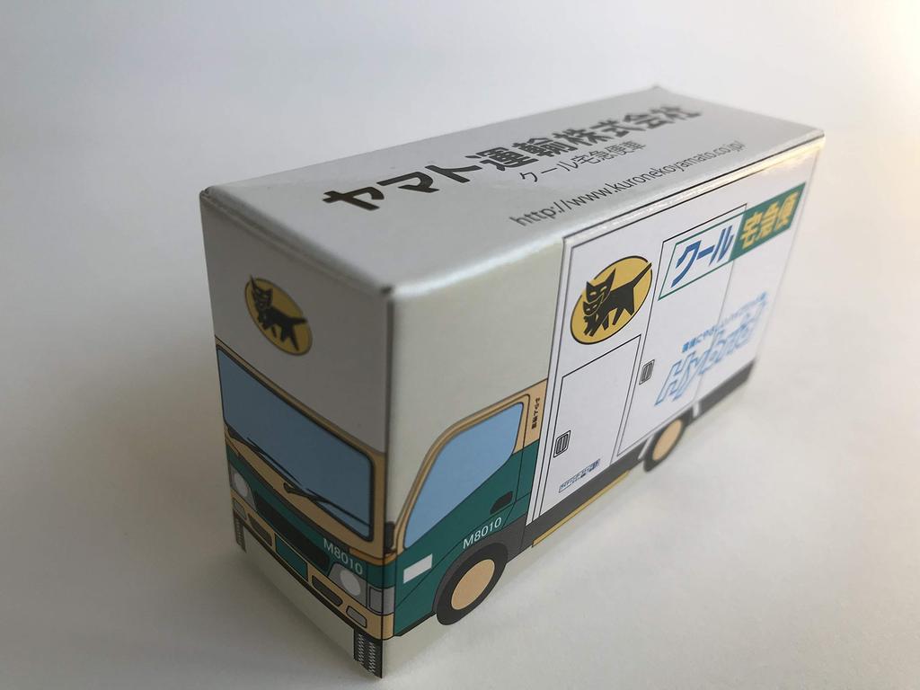 Yamato Transport miniature car W8010 latest model Cool courier car M8010 Tomica-sized Walk-Through +