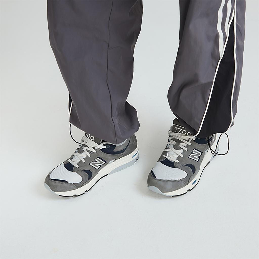 New Balance 1700 Titanium Eclipse Unisex Sneakers Grey Reflection CM1700TE