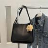 Модная и стильная сумка большой вместимости для женщин, новая однотонная однотонная ретро-сумка-тоут, сумка на плечо для поездок на работу