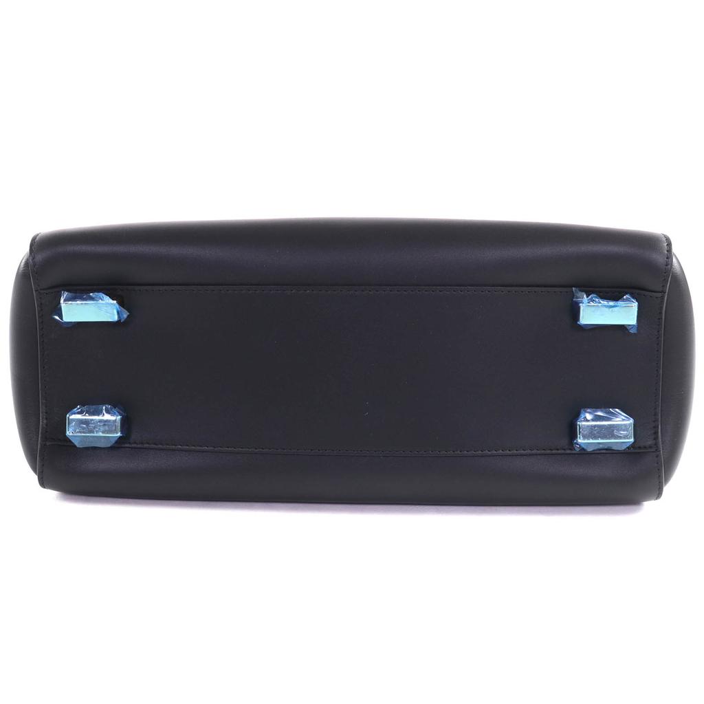 Great Chloe Shoulder Bag NACHA black leather Women CHC22WS122l91001 Used