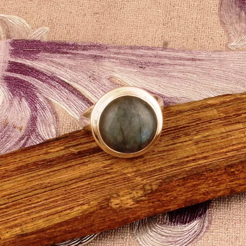 Labradorite Gemstone Ring Solid Stone 925 Sterling Silver White Fire Stone Ring for Womens Gift Idea Gemstone Jewelry 4.5 Gms Approx