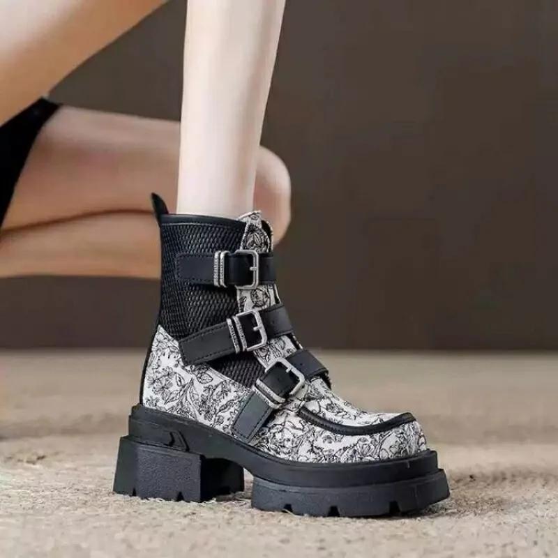 Модные удобные сапоги на толстой подошве высотой 6 см для женщин, лето 2024, новые сетчатые дышащие короткие сапоги, повседневные сапоги с толстым каблуком и сеткой