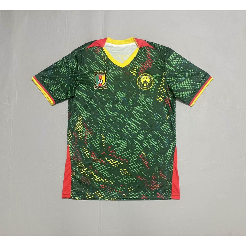 26 World Cup jerseys Paris Bayern Milan Real Madrid Leverkusen Barcelona Fiorentina Betis Lyon Ball