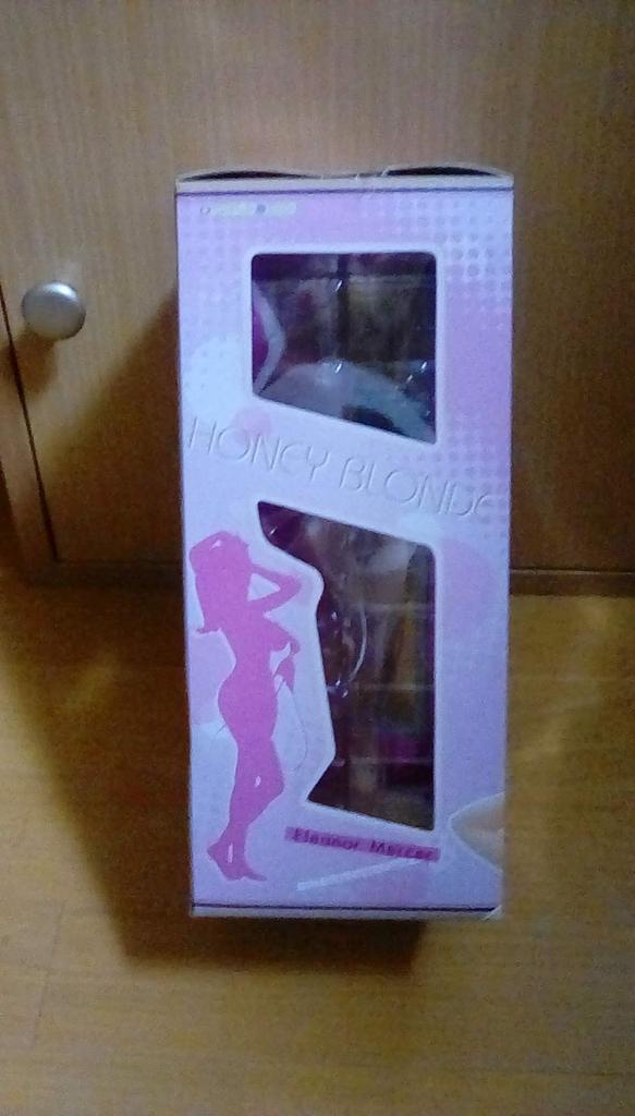 Медовый блонд Эрина Мерсер чешуя ПВХ окрашенная отделка (1/7 продукта)