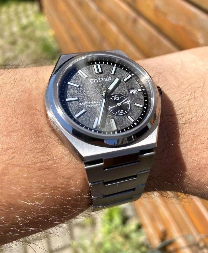 Citizen Мужские механические часы Zenshin Super Titanium с запасом хода 40 часов NJ0180-80H