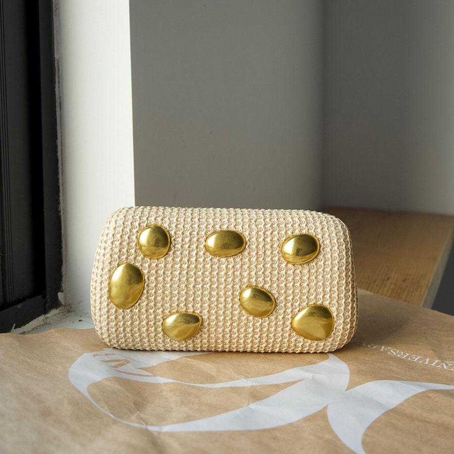 simple temperament, elegant dinner party, casual and high-end box bag, fashionable polka dot shoulder messenger bag.