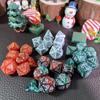 Набор из 7 игральных костей DND, рождественские многогранные игральные кости для настольной игры DND RPG, идеальный подарок для игрока DND