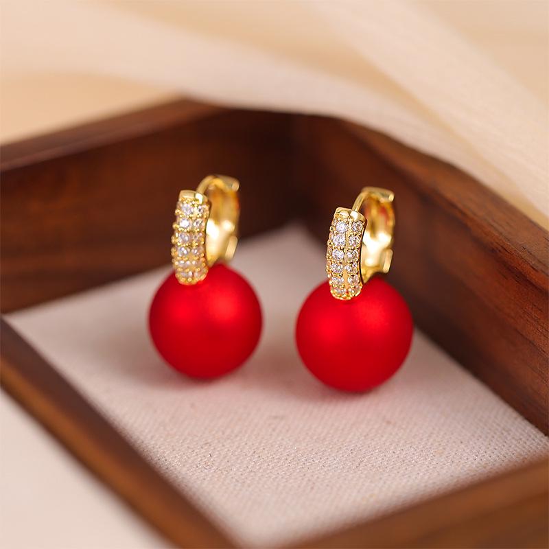 Серьги Ancola Red Diamond Pearl на Новый год 2024: Элегантный стиль пусет для женщин