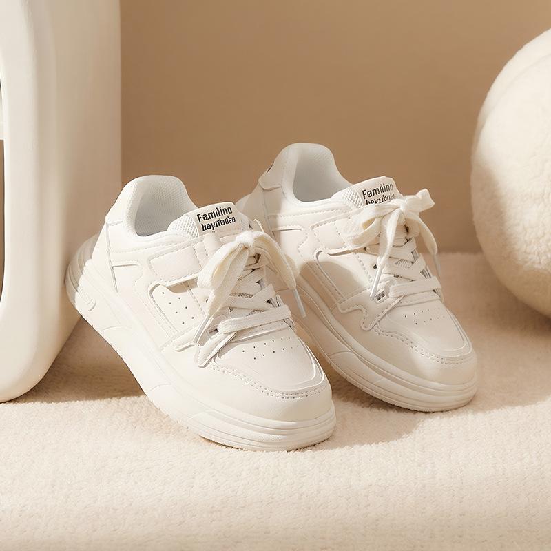 2026Spring and Autumn new children's sports shoes with soft soles, white sneakers2One5Vintage-style sneakers for kids, unisex casual shoes