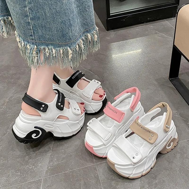 Модные женские босоножки на толстой платформе для отдыха с открытым носком на высоком каблуке, новые гладиаторские тапочки, женские модные летние кожаные пляжные сандалии 8,5 см