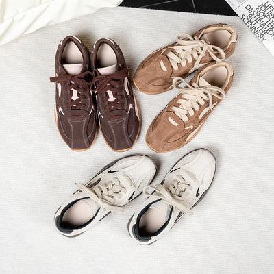 Виноградные мамины такие же повседневные туфли удобные и универсальные повседневные маленькие белые туфли для женской осени 2025 на плоской подошве немецкие тренировочные туфли