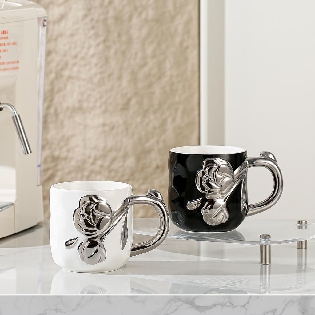 Бытовая легкая роскошная посеребренная керамическая чашка для пары, цветочная чашка для девочек, креативная индивидуальная кружка