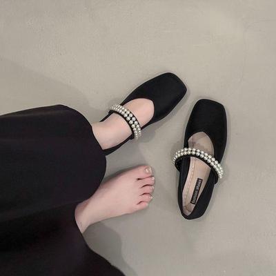 Нишевые черные туфли Мэри Джейн с квадратным носком и жемчужной отделкой, женская коллекция 2025 года