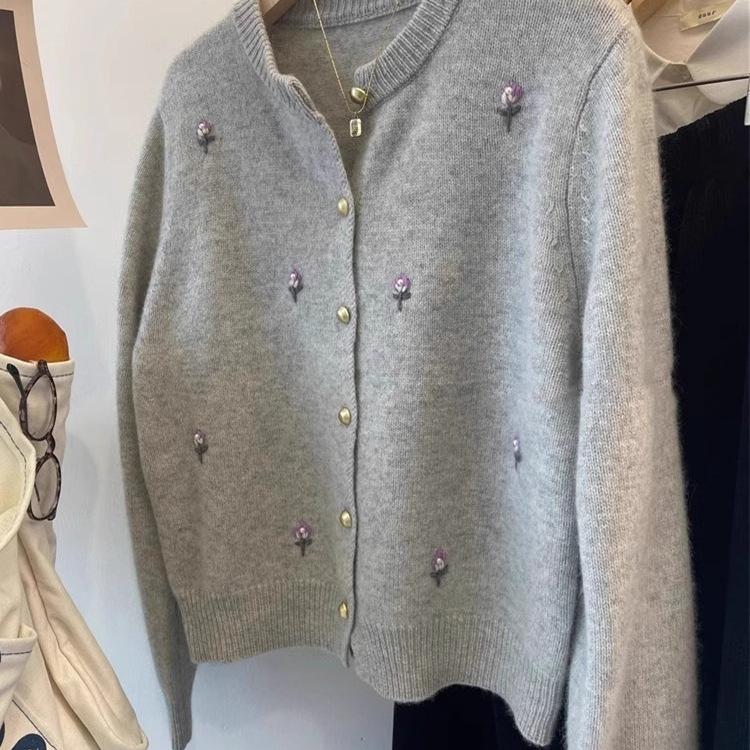 Gray Embroidered Raccoon Wool Cashmere Sweater Coat for Women - Thick Lazy Knit for Autumn/Winter