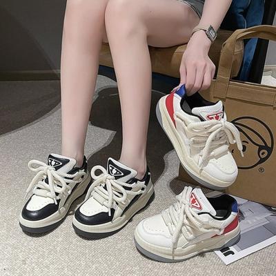 Гонконгский стиль хлебные туфли студенческие белые туфли дышащие кеды осенние новые универсальные повседневные спортивные туфли женские