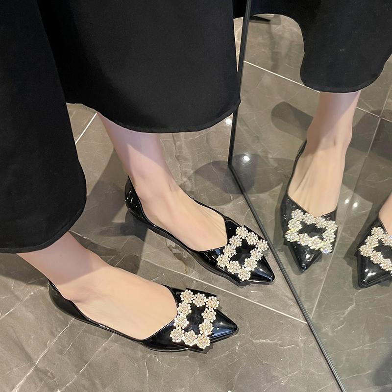 Туфли для женщин 2024 Новые Повседневные Красные Женские Весенне-Осенние Туфли с Острым Носком на Французской Плоской Подошве Женские Туфли Лоферы Zapatos Mujer