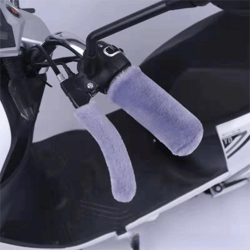 A Set Warm Insulation Motorcycle Handle Guards Three-Wheeled Plush Hand  Winter Riding