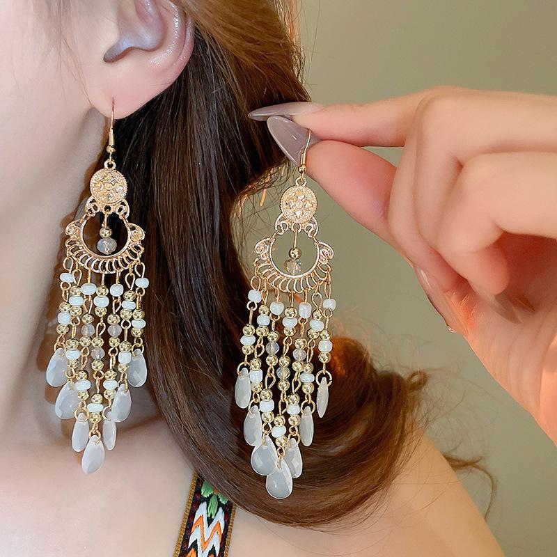 Богемные серьги с кисточками из перьев: Уникальные плетеные длинные серьги для женщин