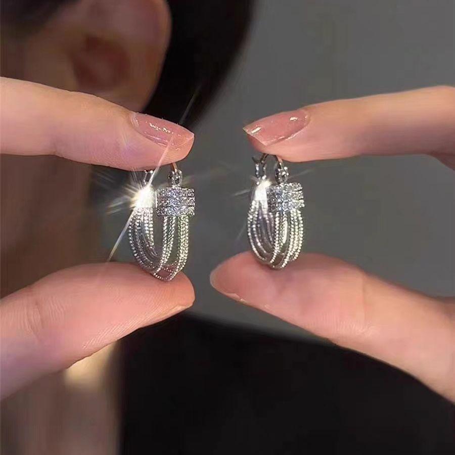 Модные U-образные французские золотые серьги 2024 года с инкрустацией из циркония для женщин — ретро, стильный и преувеличенный дизайн