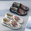 Fashion Classic Embroidered Casual Shoes Men's Flats Shoes Fashion Slip On Men Canvas Loafers Shoes Chinese Ethnic Couple Cloth Shoes