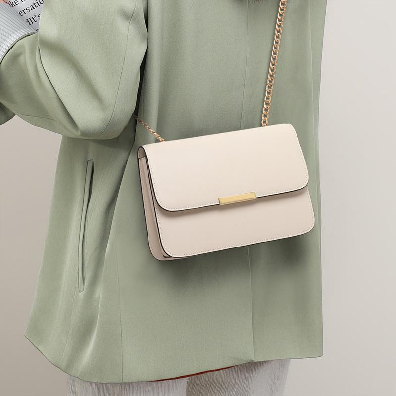 2025 Autumn Winter New Chain Crossbody Bag for Women, Cowhide Crossbody Underarm Bag, Single Shoulder Bag, Versatile Small Square Bag