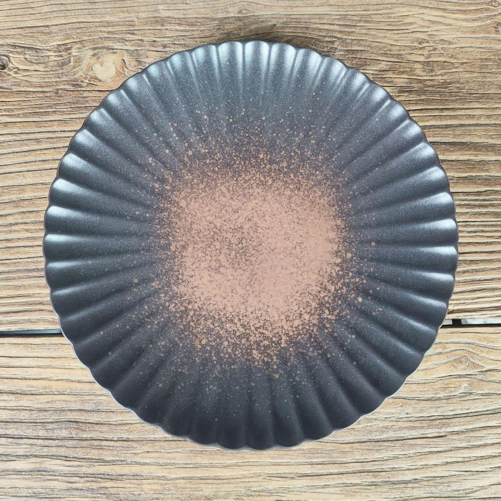 Japanese Ceramic Round Plate - Western, Snack, Steak, Chrysanthemum, Salad Plate