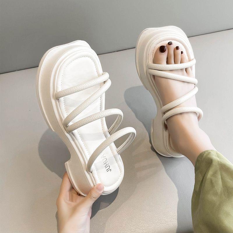 Пояс в одно слово мода крест крутой нишевый римская обувь девушка 2025 новый лето универсальный не устают ноги фея ветер толстая подошва