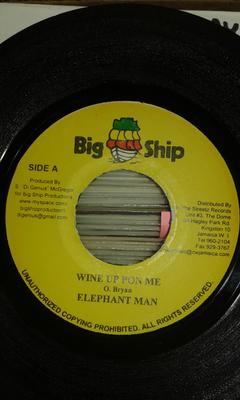 7-дюймовая пластинка ELEPHANT MAN / LADEN - Wine Up Pon Me / Gyal Coward NONE Big Ship Ямайка Регги, Ска и Даб Б/у