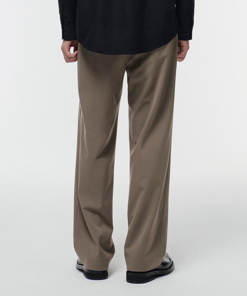 MUSINSA STANDARD One-Pleat Wide Elastic Waist Slacks [Dusty Beige]