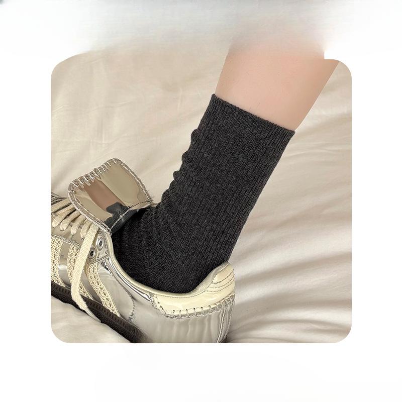 Female Autumn New Product Solid Color In The Tube Pile Socks