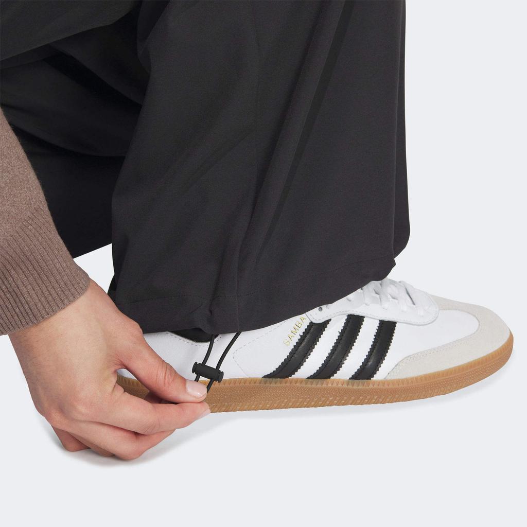 Adidas Originals Adicolor Series SS24 Relaxed Fit Straight-Leg Cargo Pants with 3D Pockets Men Bottoms Black JG1515