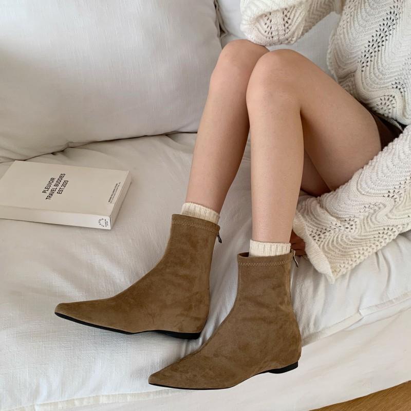 Осень-зима 2025 новая европейская и американская ретро простая матовая замшевая плоская носки ботильоны тонкие ботильоны темпераментные остроносые короткие ботильоны женские