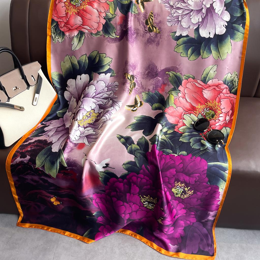 New Simple and Versatile Geometric Fashion Scarf Women's Thin Simulated Silk Shawl Sunscreen Long Large Size Silk