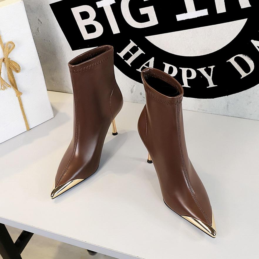 Зимние короткие сапоги, Тонкие каблуки, Очень высокие каблуки, Женские сапоги, Короткие сапоги-трубы, Металлический острый носок, Модные короткие сапоги