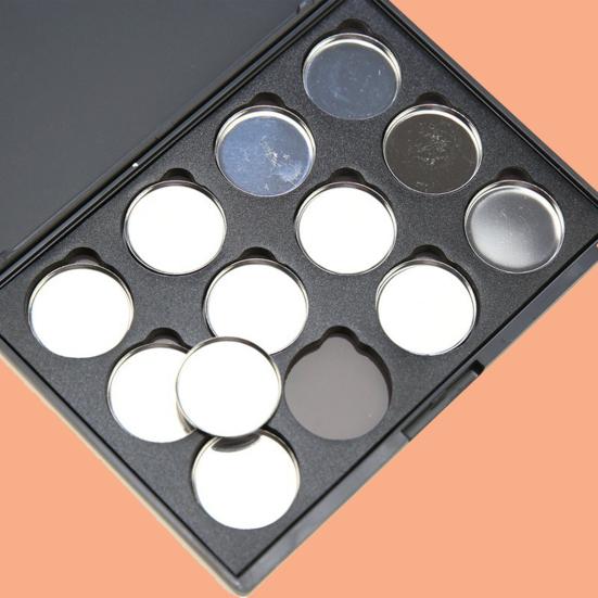 Makeup Tray Long Lifespan Lightweight Plastic Magnetic Eye Shadow Box Palette for Travel