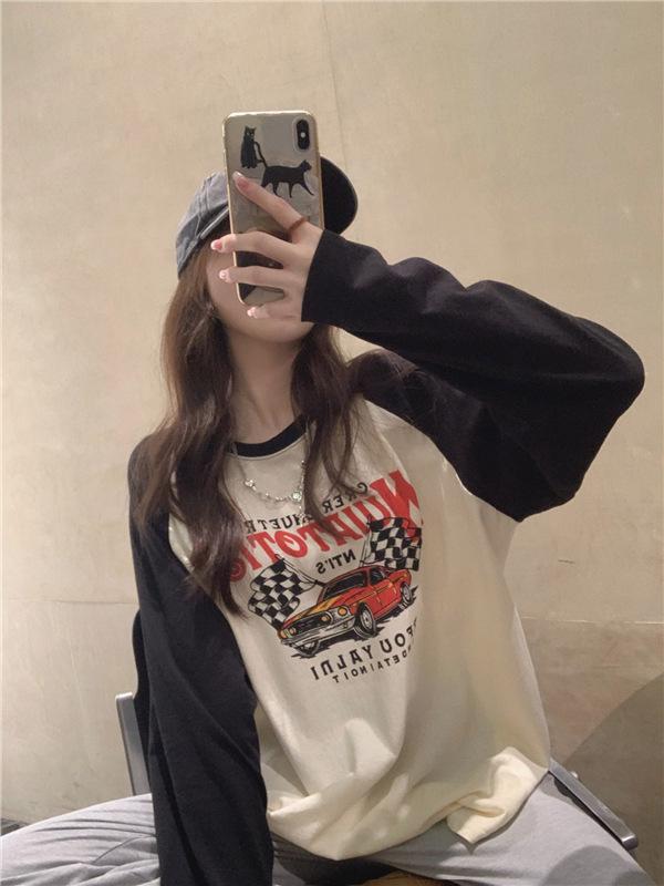 American Retro Women's Black & White Color Block Raglan Sleeve Top - Long Sleeve, Autumn/Winter Design
