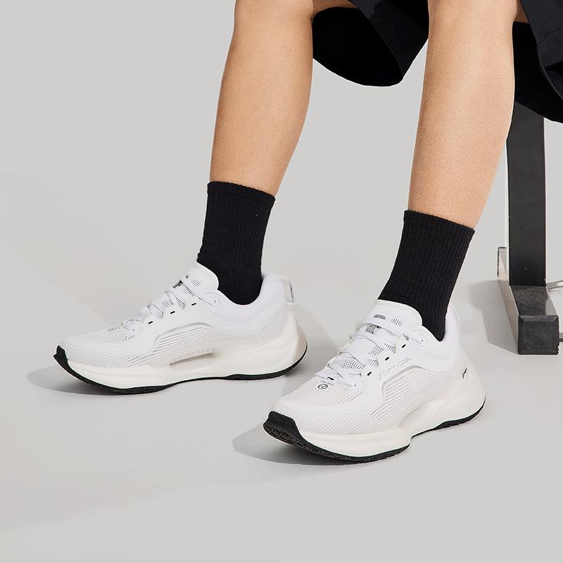 Li Ning Мягкие Прохладные Дышащие Толстые Подошвы Амортизирующие Легкие Повседневные Туфли Мужские Кроссовки Белые AGLU025-2