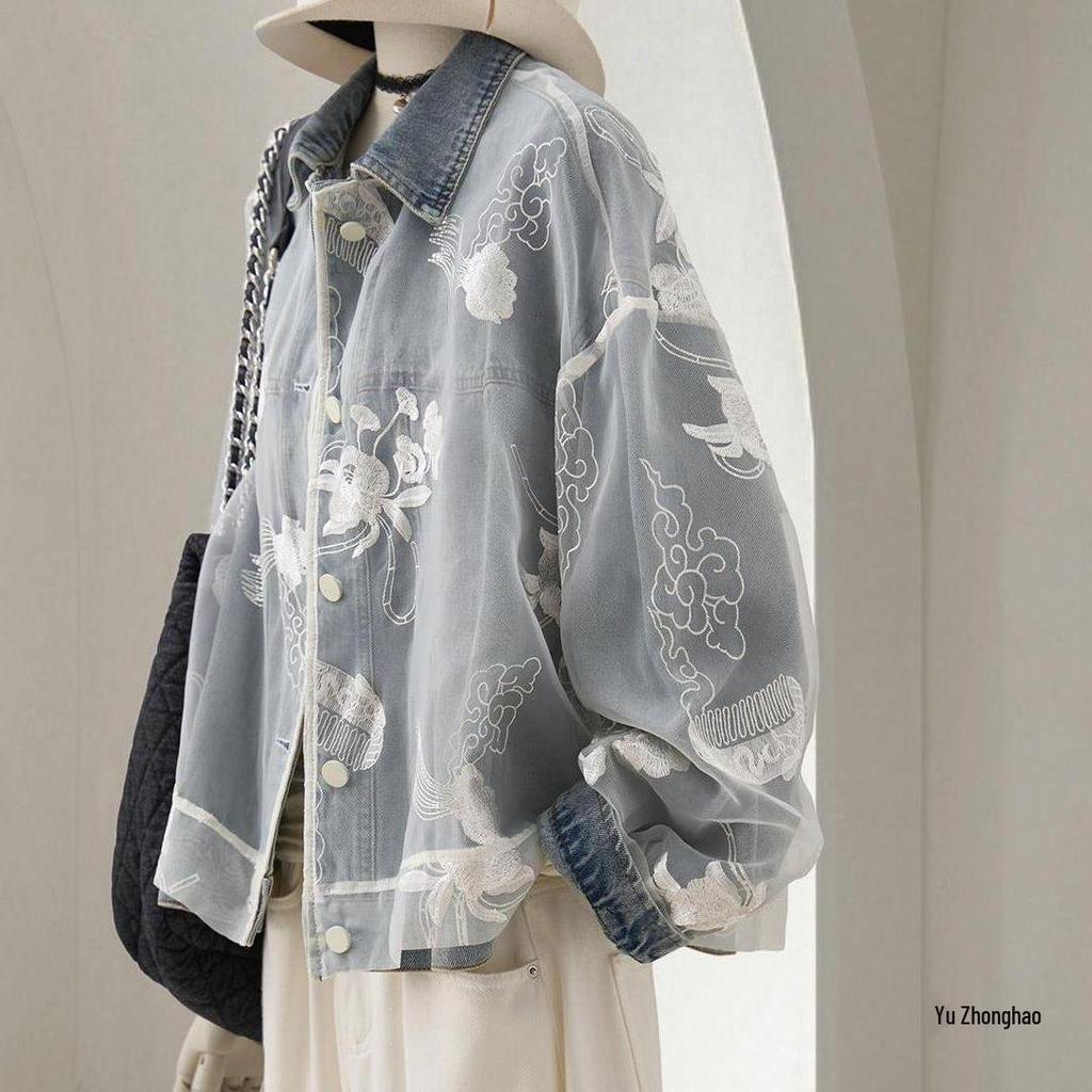 Женская джинсовая куртка в китайском стиле с кружевной аппликацией - Мода Весна/Осень 2026, Укороченный дизайн, омолаживающий