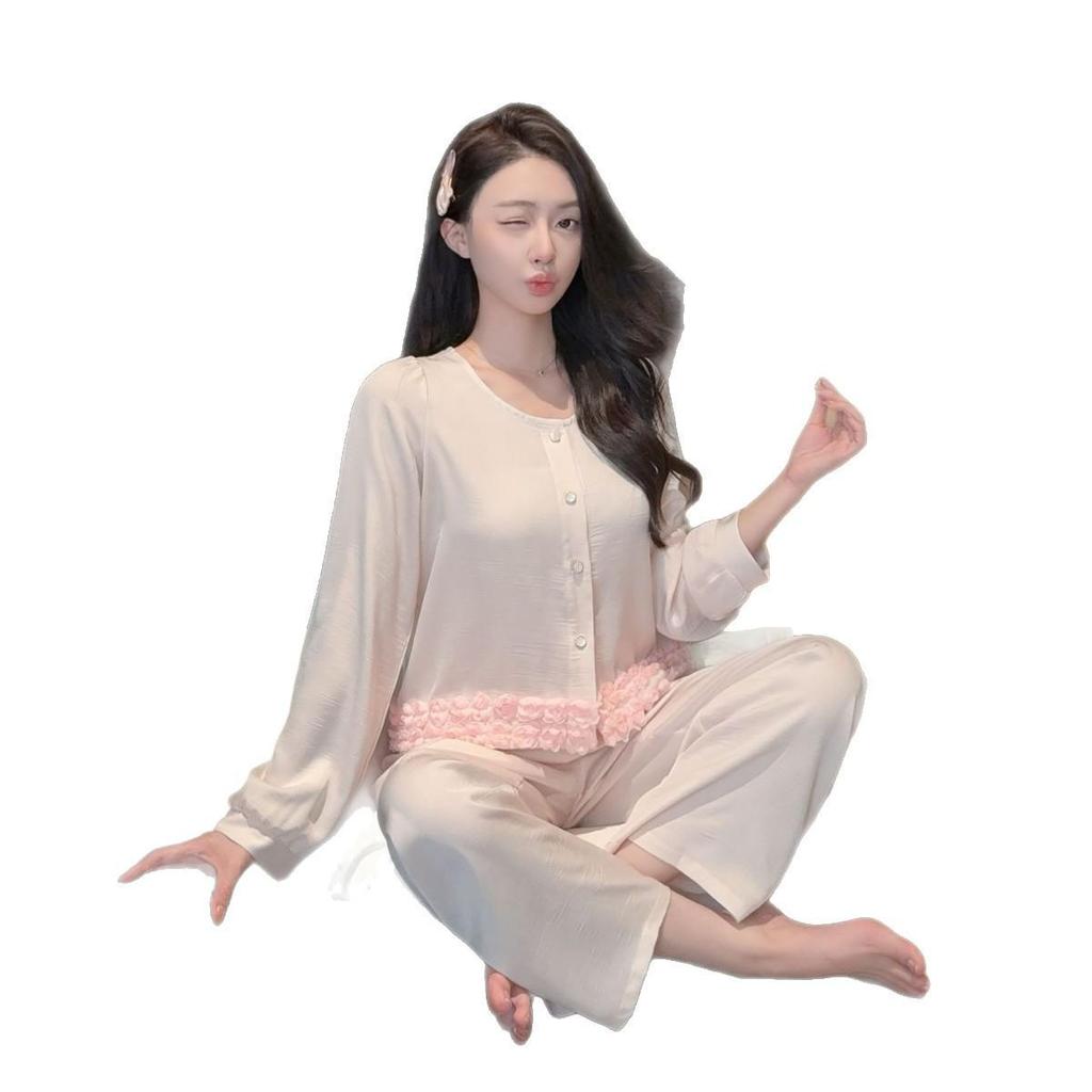 Женский розовый шелковый пижамный комплект с цветочным принтом для осени/зимы - Милый, очаровательный и подходит для улицы.