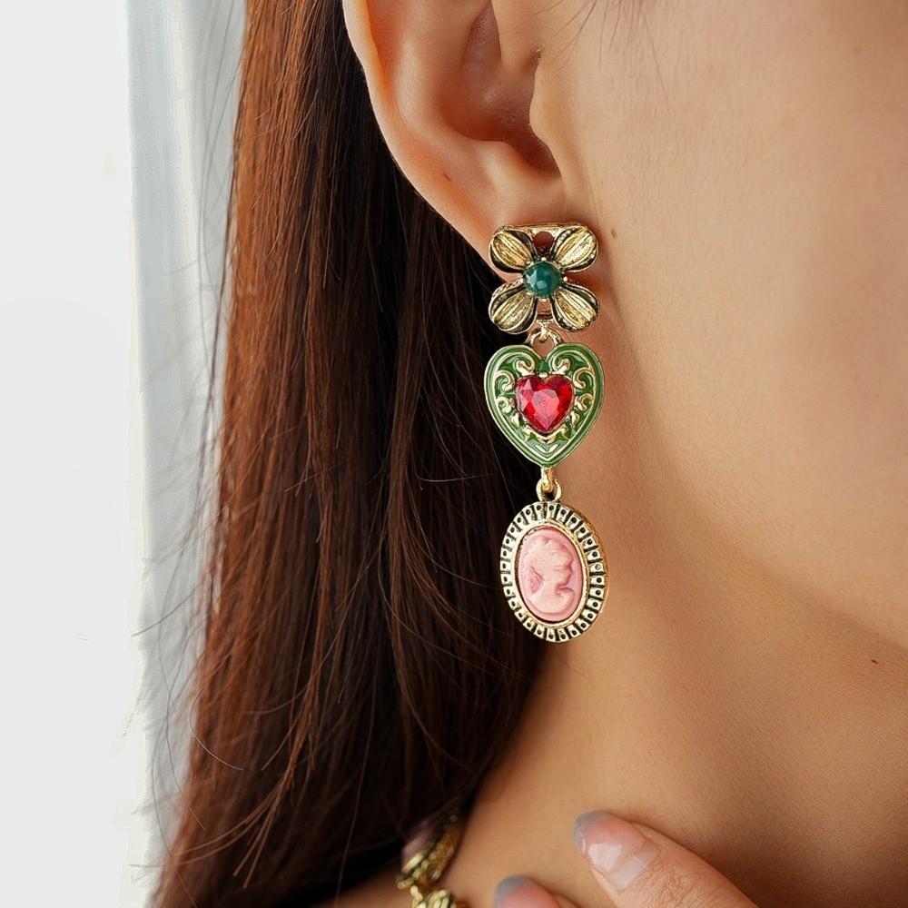 Flower and Heart Collar Chain Diamond-bordered Bracelet Earrings Jewelry Jewelry Accessories