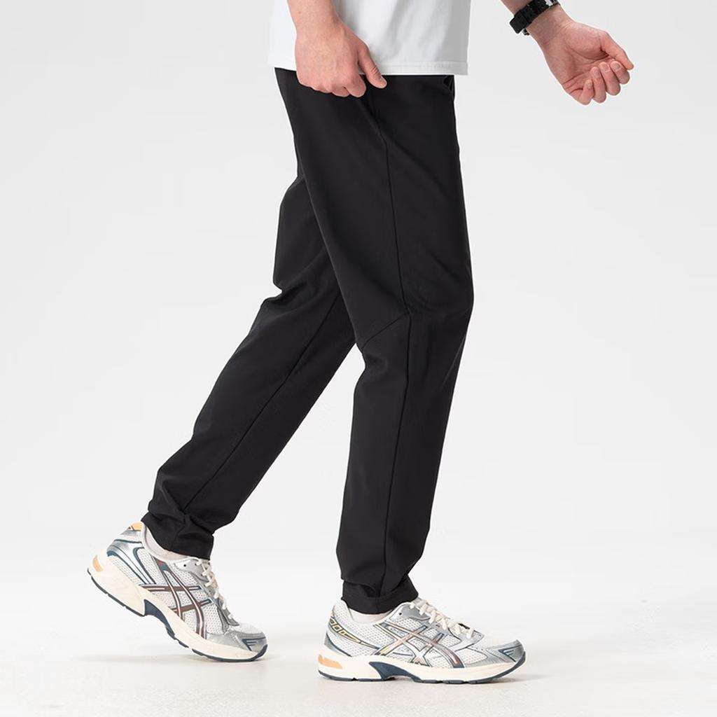 Asics Спортивные брюки с влагоотводящими свойствами для commuters, эластичные, узкого кроя, вязаные, мужские, низ 2031F532-001